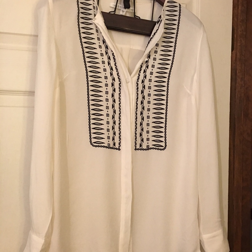 Veronica Beard ceam colored shirt